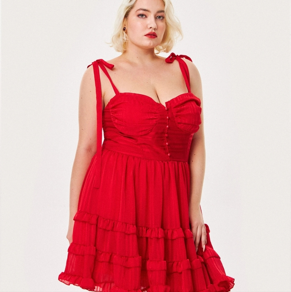 Cider Lydia Beetlejuice Vampy red dress